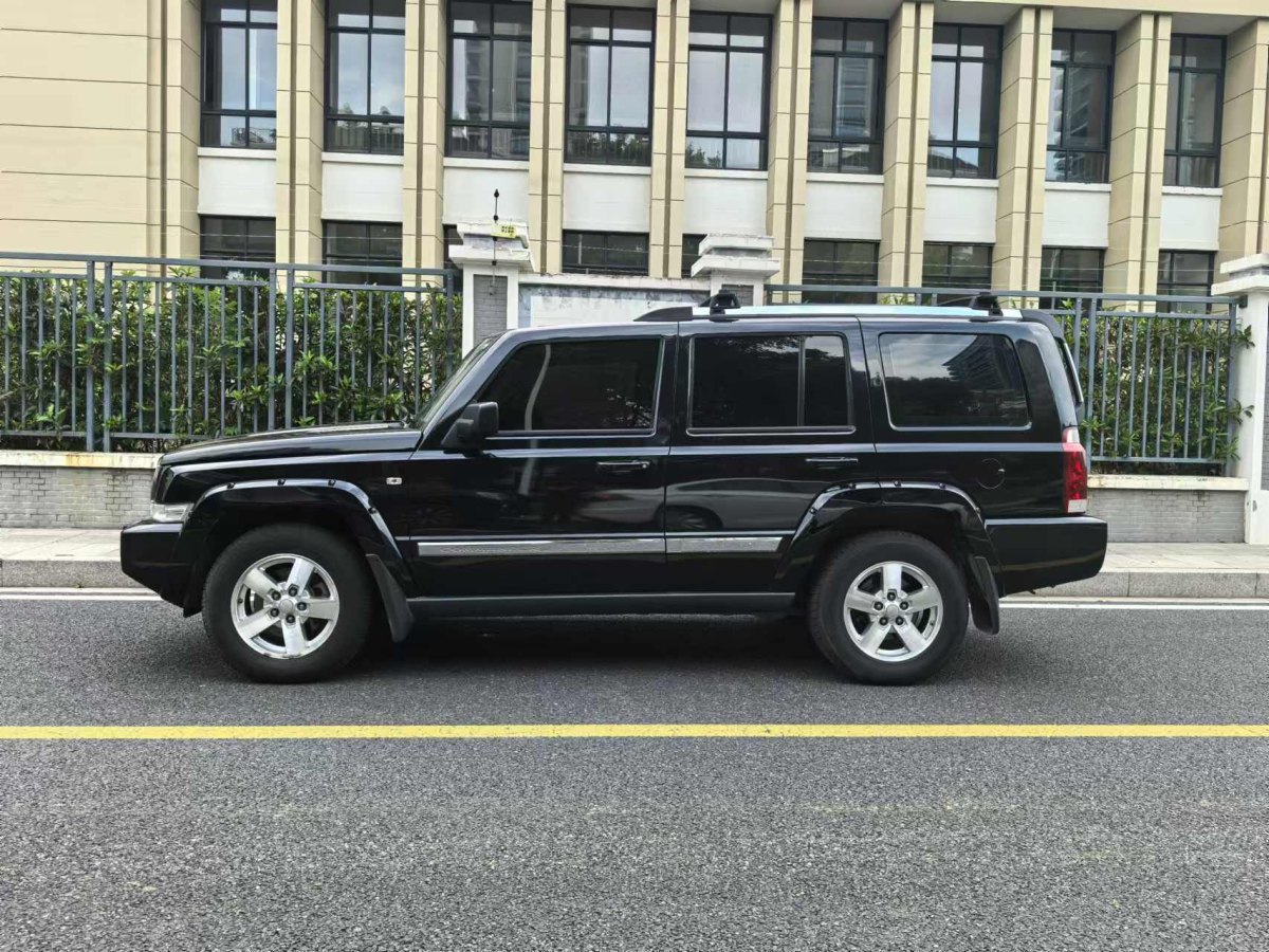 Jeep 指揮官經(jīng)典  2007款 4.7圖片