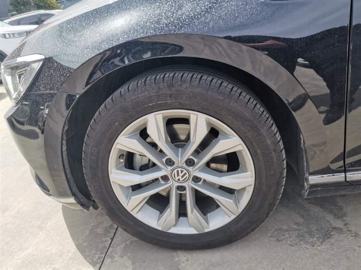 大眾 邁騰  2018款 改款 330TSI DSG 豪華型圖片