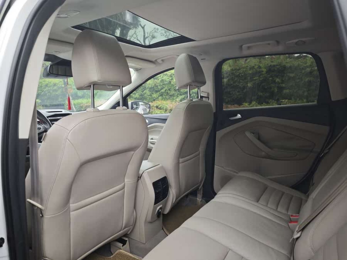 福特 翼虎  2013款 2.0L GTDi 四驅(qū)尊貴型圖片