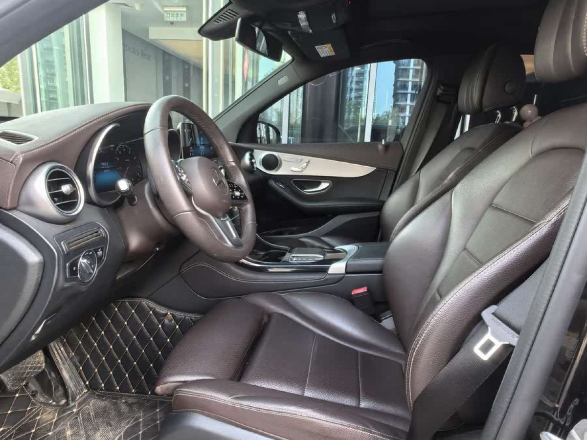 奔馳 奔馳GLC  2018款 改款 GLC 260 4MATIC 動感型圖片