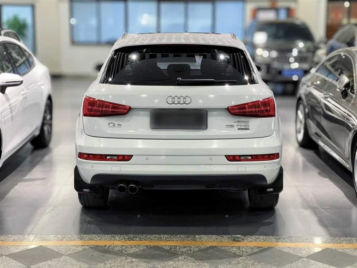 奧迪 奧迪Q3  2016款 35 TFSI quattro 全時四驅(qū)風(fēng)尚型圖片