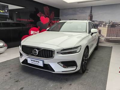 2023年11月 沃爾沃 V60(進(jìn)口) B5 智遠(yuǎn)豪華版圖片