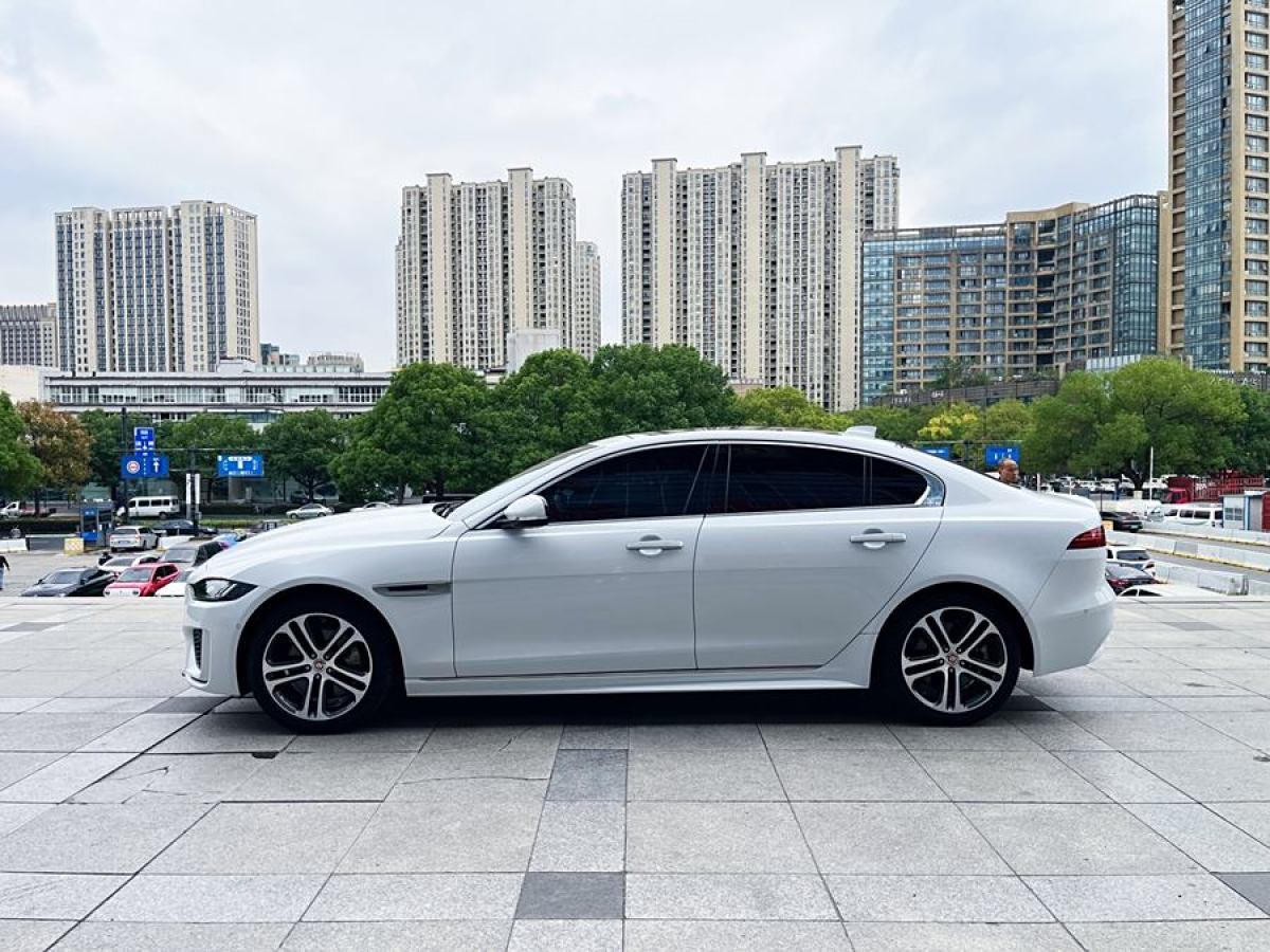 捷豹 XEL  2020款 2.0T 200PS R-DYNAMIC S進(jìn)取運動版圖片