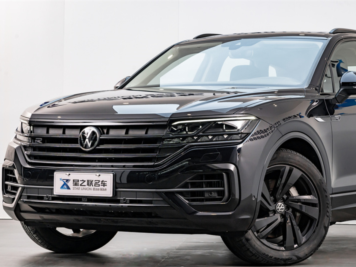 大眾 途銳  2022款 3.0TSI 銳享版 曜黑運(yùn)動(dòng)套裝圖片