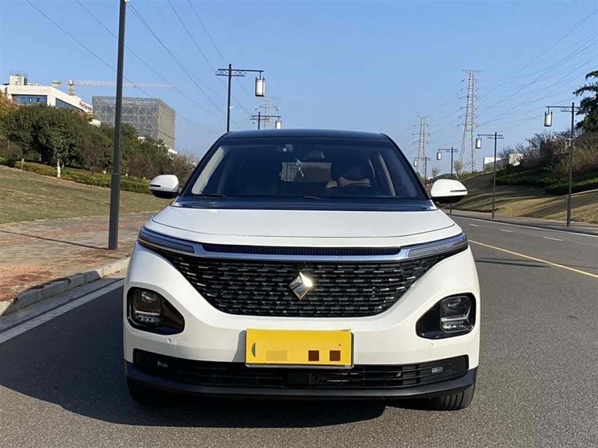 寶駿 RM-5  2019款 1.5T CVT 24小時在線豪華型 6座圖片