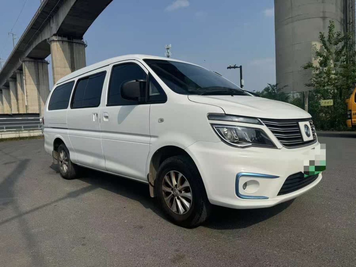 東風(fēng)風(fēng)行 菱智M5EV  2021款 客運(yùn)版 尊享型 9座圖片