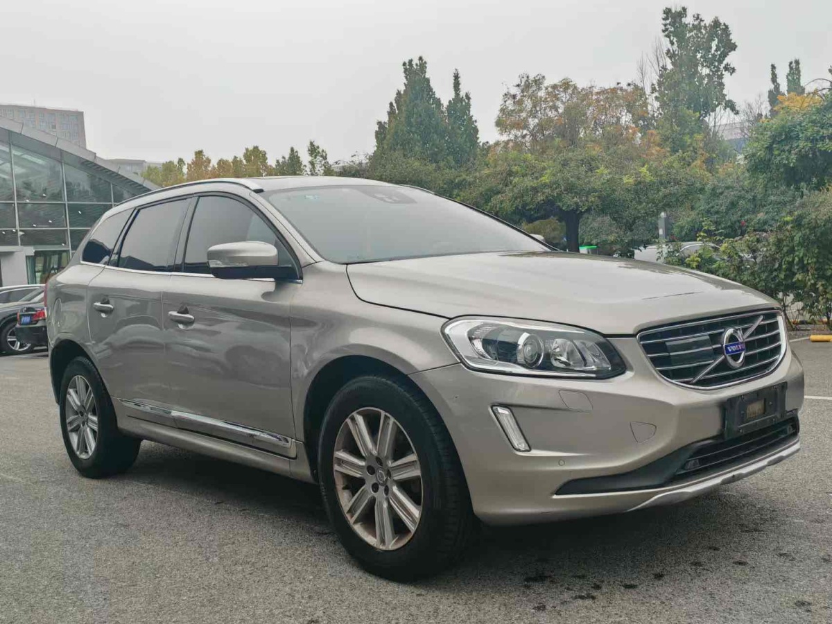 沃爾沃 XC60  2016款 T5 AWD 智遠(yuǎn)版圖片