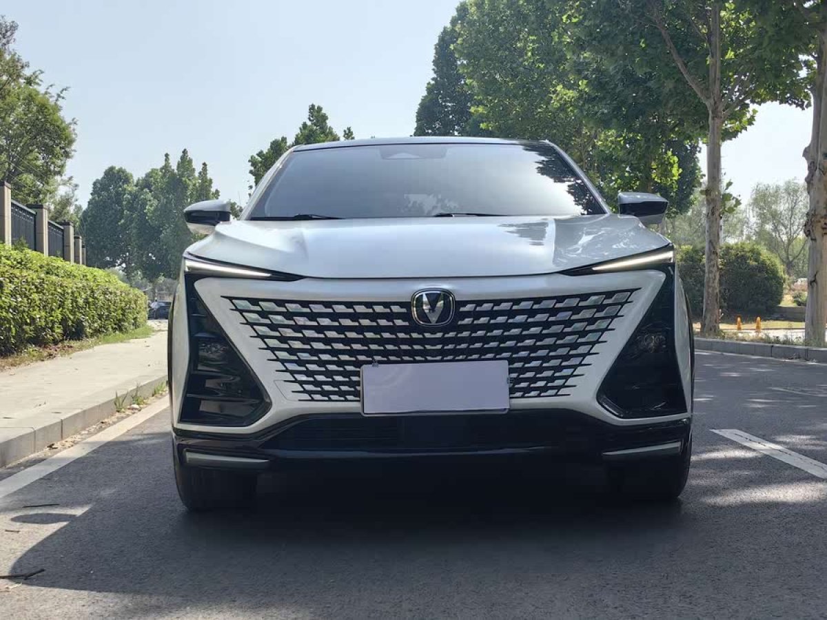 長(zhǎng)安 UNI-T  2023款 第二代 1.5T 尊享型圖片