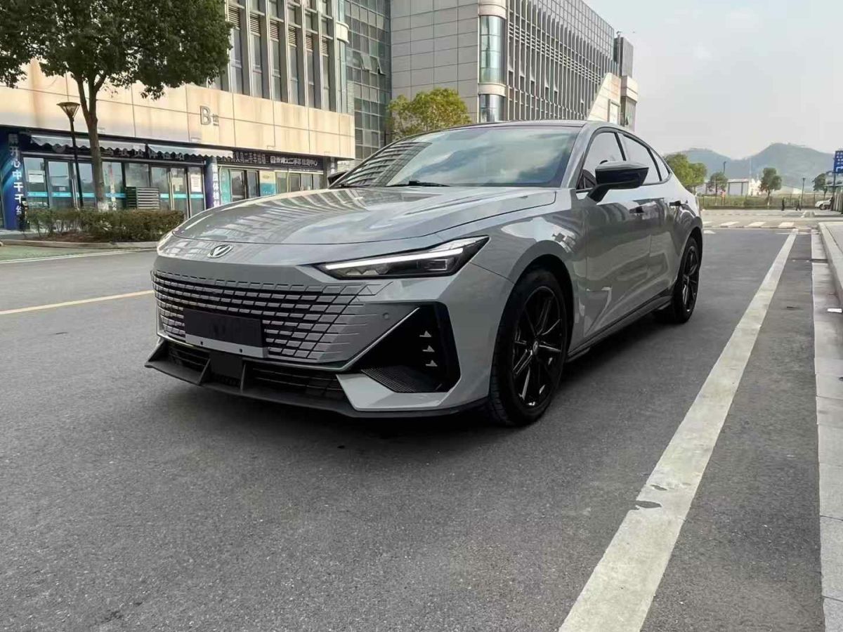 2023年1月長安跨越 跨越星V7EV  2023款 250km 掀背門智享型 2座