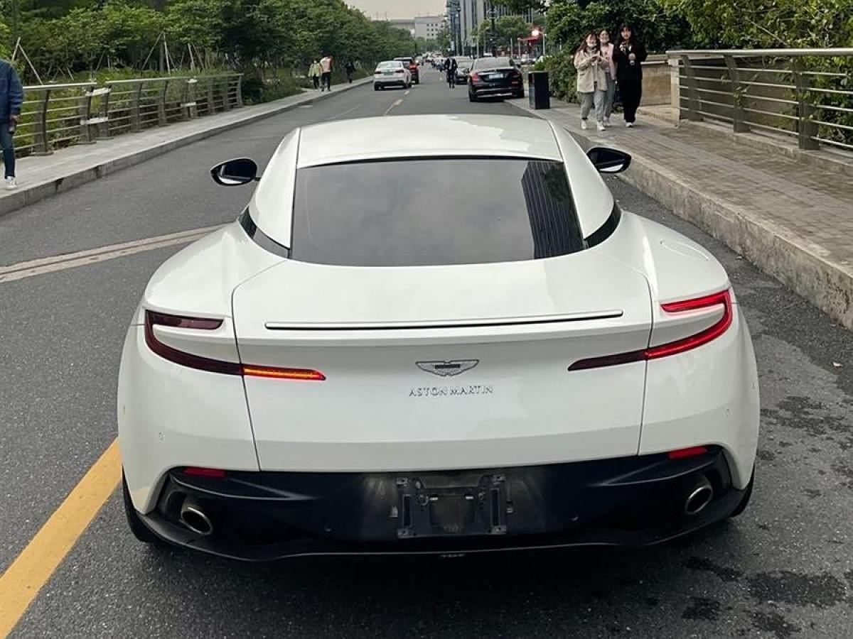 阿斯頓·馬丁 阿斯頓?馬丁DB11  2019款 4.0T V8 Coupe圖片