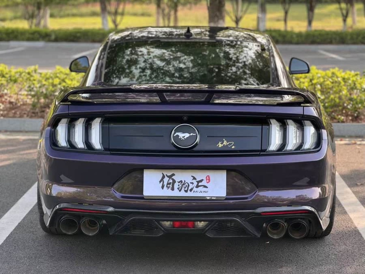 福特 Mustang  2021款 2.3L EcoBoost 掠光復(fù)刻限量版圖片
