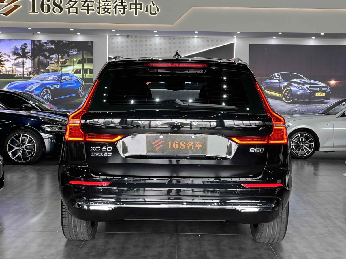 沃爾沃 XC60  2024款 B5 四驅(qū)智遠(yuǎn)豪華版圖片