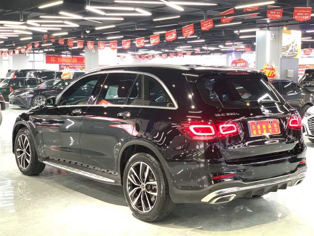 奔馳 奔馳GLC  2018款 改款 GLC 300 4MATIC 動(dòng)感型圖片