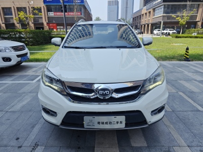 2015年1月 比亚迪 S7 2.0T 自动尊贵型图片