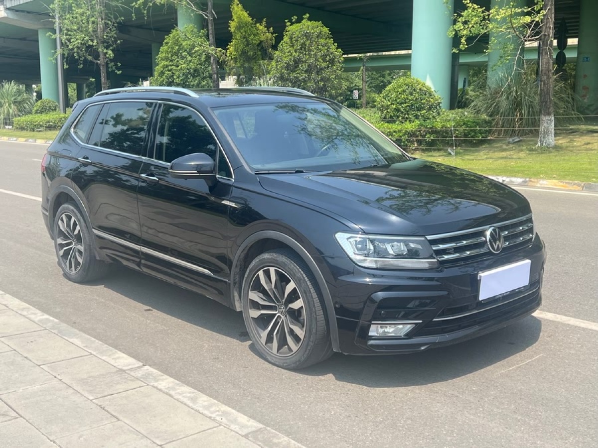 大眾 途觀L  2023款 改款 330TSI 自動(dòng)兩驅(qū)R-Line越享版圖片