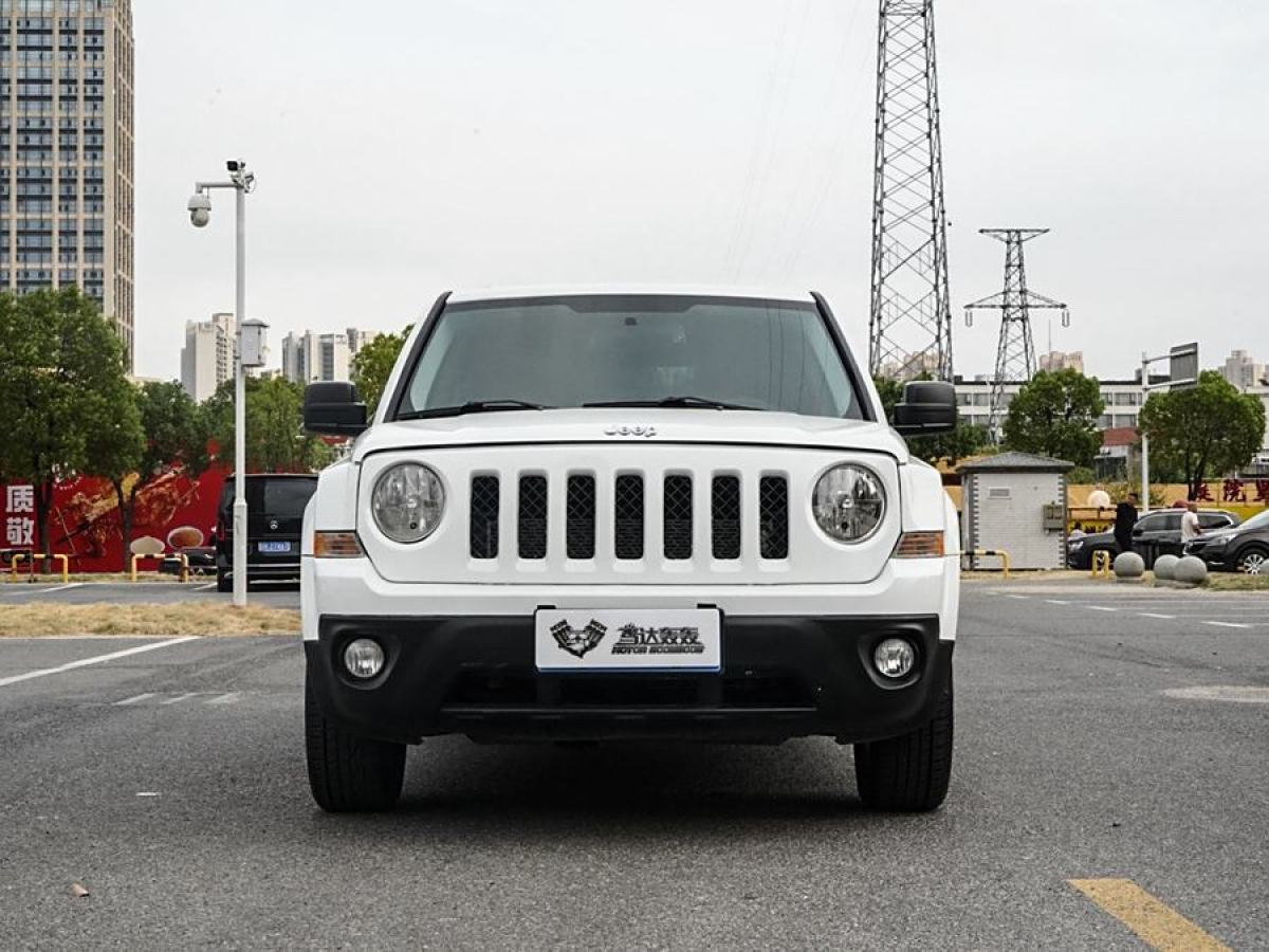 Jeep 自由客  2014款 2.4L 運動版圖片