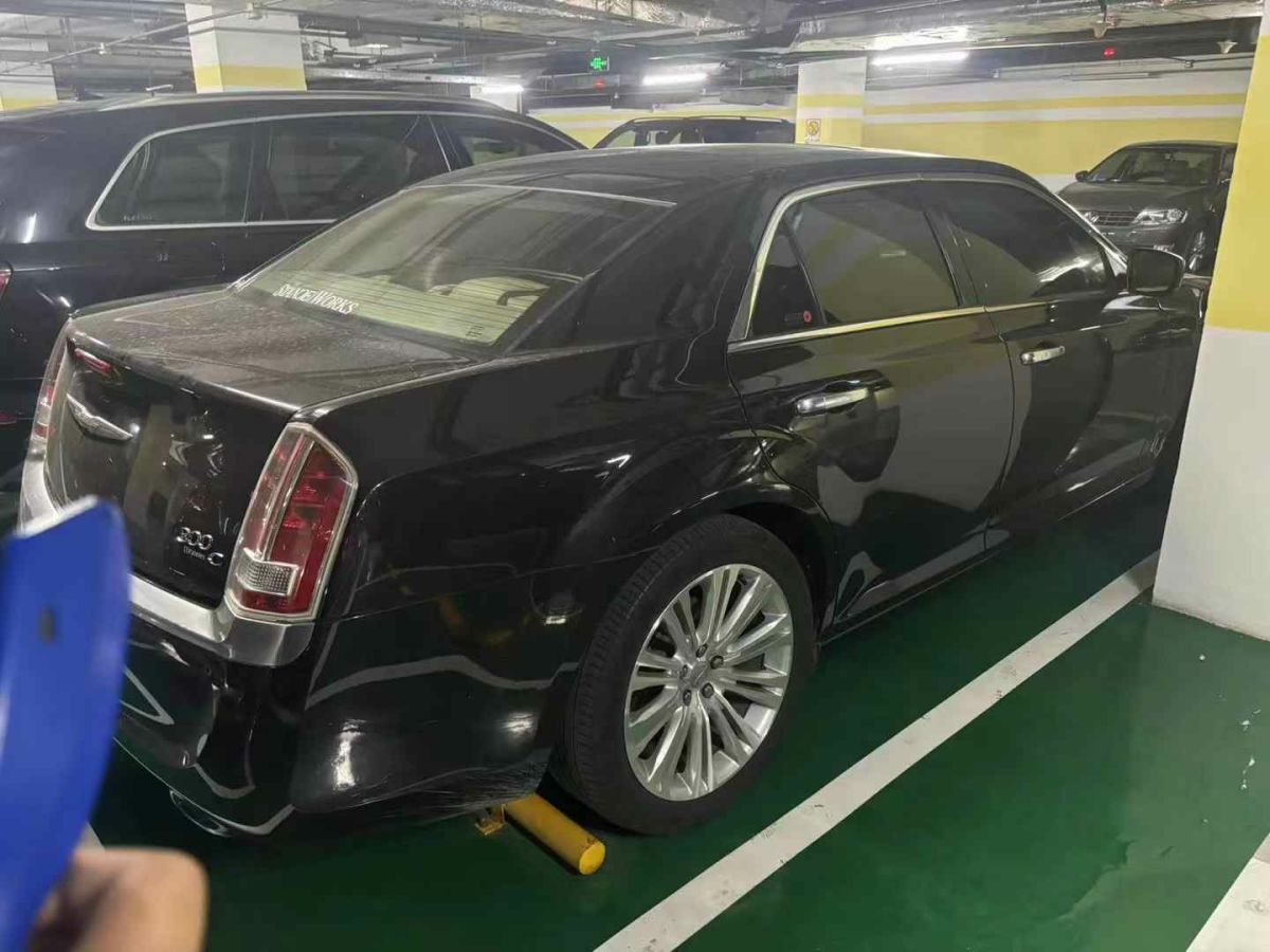 克萊斯勒 300C  2012款 3.6L 豪華版圖片