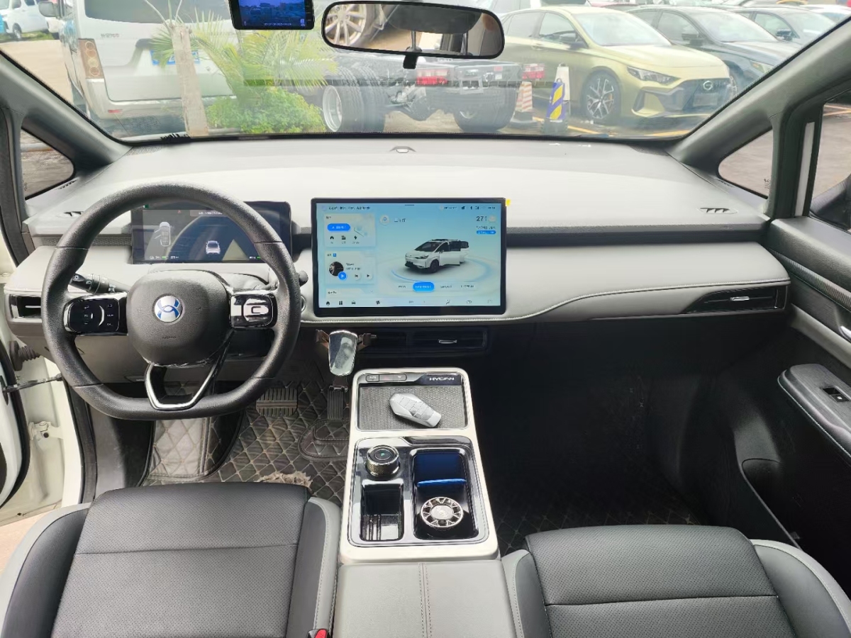 合創(chuàng) 合創(chuàng)Z03  2022款 510km 潮享版 135kW 64.23kWh圖片