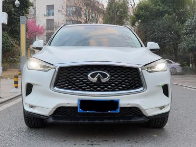 2019年1月 英菲尼迪 QX50 2.0T 兩驅(qū)時(shí)尚版圖片