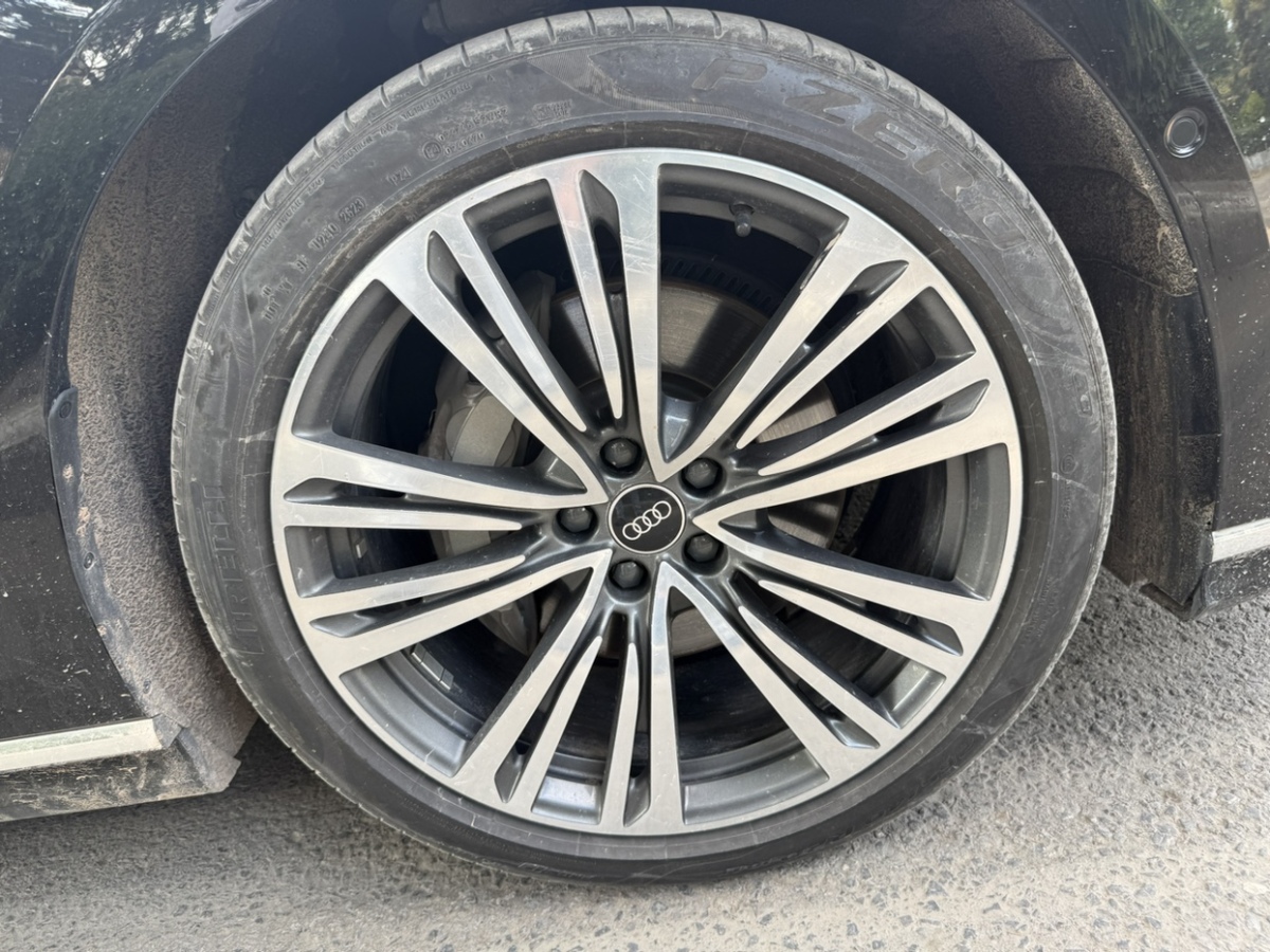 奧迪 奧迪A8  2022款 A8L 50 TFSI quattro 豪華型典藏版圖片