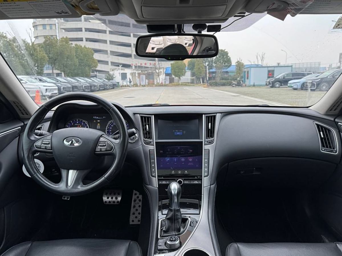 英菲尼迪 Q50L  2015款 2.0T 悅享版圖片