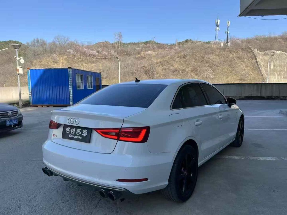奧迪 奧迪A3  2015款 A3 1.4TFSI 35TFSI 百萬紀(jì)念智領(lǐng)型圖片