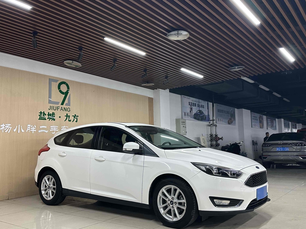 福特 ?？怂? 2017款 兩廂 1.6L 自動(dòng)風(fēng)尚型智行版圖片