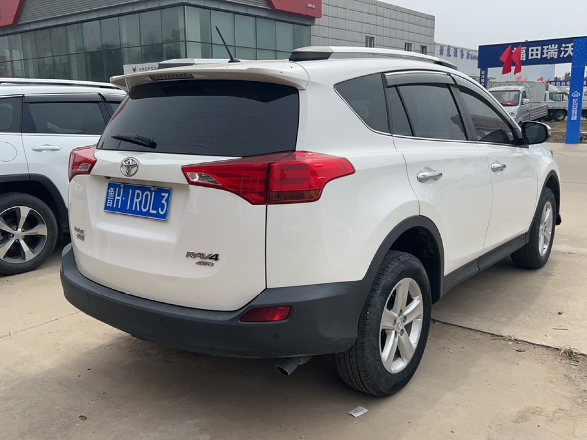 豐田 RAV4榮放  2015款 2.0L CVT四驅新銳版圖片