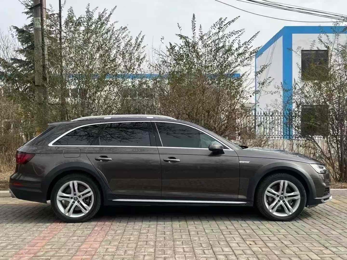 奧迪 奧迪A4  2017款 45 TFSI allroad quattro 時(shí)尚型圖片