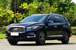 英菲尼迪英菲尼迪QX60(进口)2018款 英菲尼迪QX60 2.5 S/C Hybrid 两驱冠军家庭版  