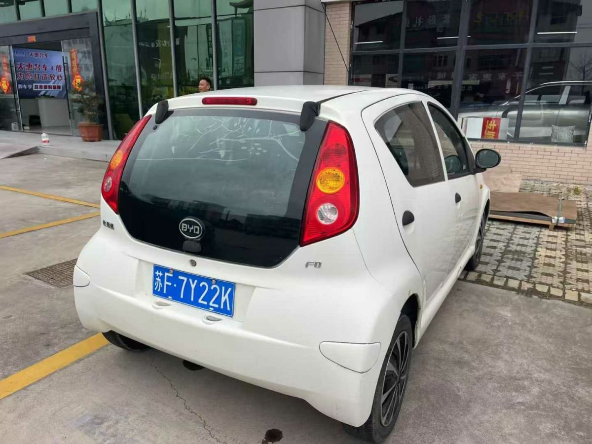 比亞迪 F0  2013款 1.0L AMT 悅酷型圖片