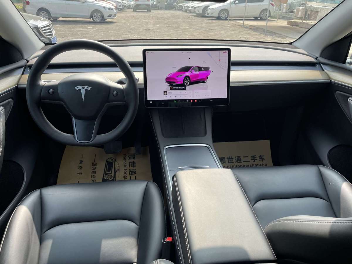 特斯拉 Model 3  2023款 后輪驅(qū)動版圖片