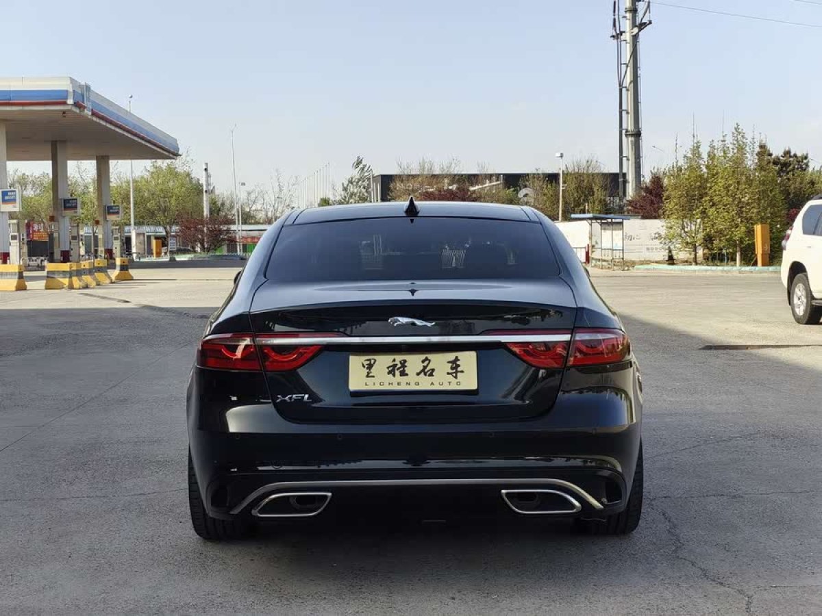 捷豹 XFL  2023款 XFL 2.0T P200 兩驅(qū)精英豪華版圖片