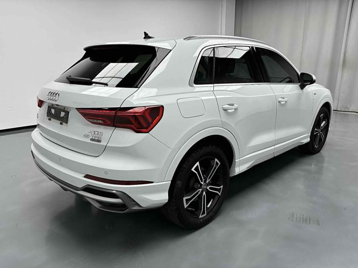 奧迪 奧迪Q3  2021款 45 TFSI quattro 時尚動感型圖片