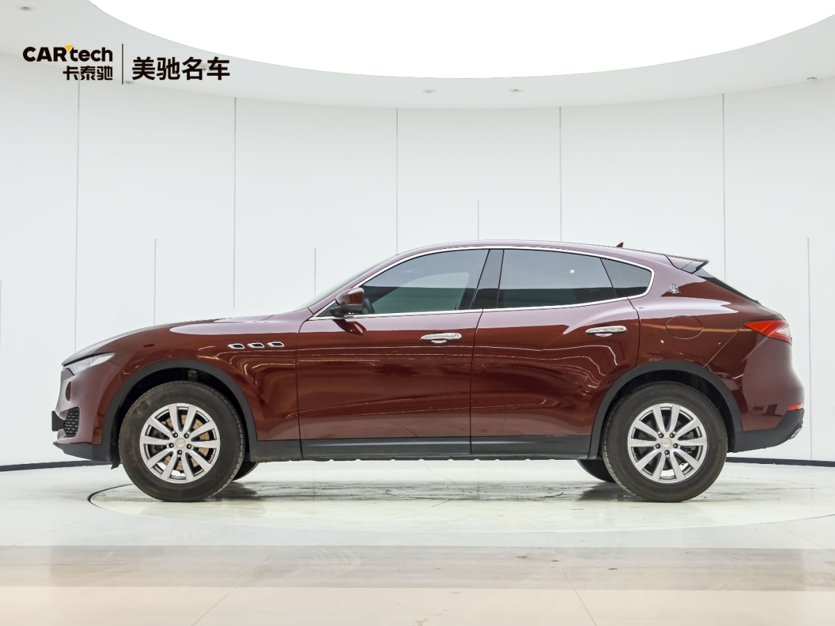 玛莎拉蒂 Levante  2018款 3.0T 350Hp 标准版图片