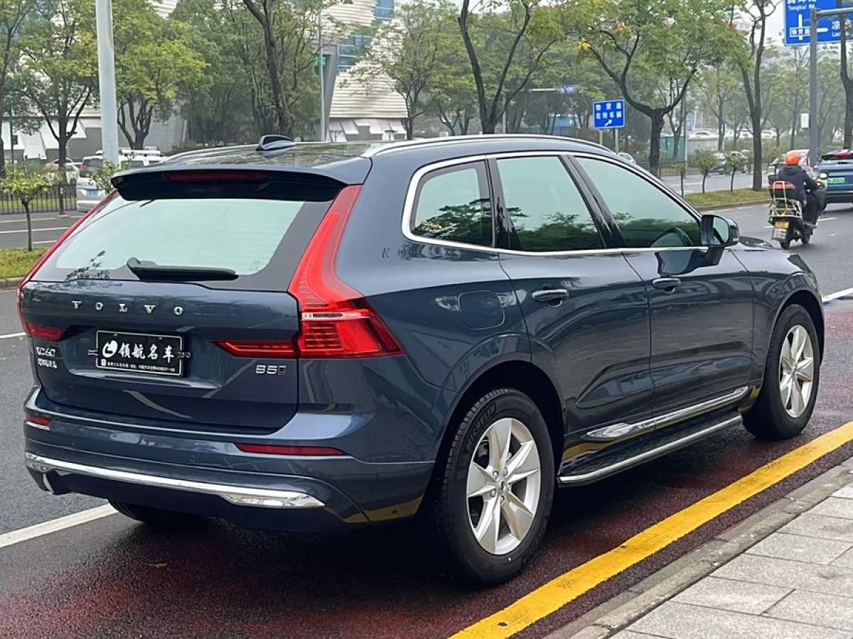 2022年1月沃爾沃 XC60  2022款 B5 四驅(qū)智逸豪華版