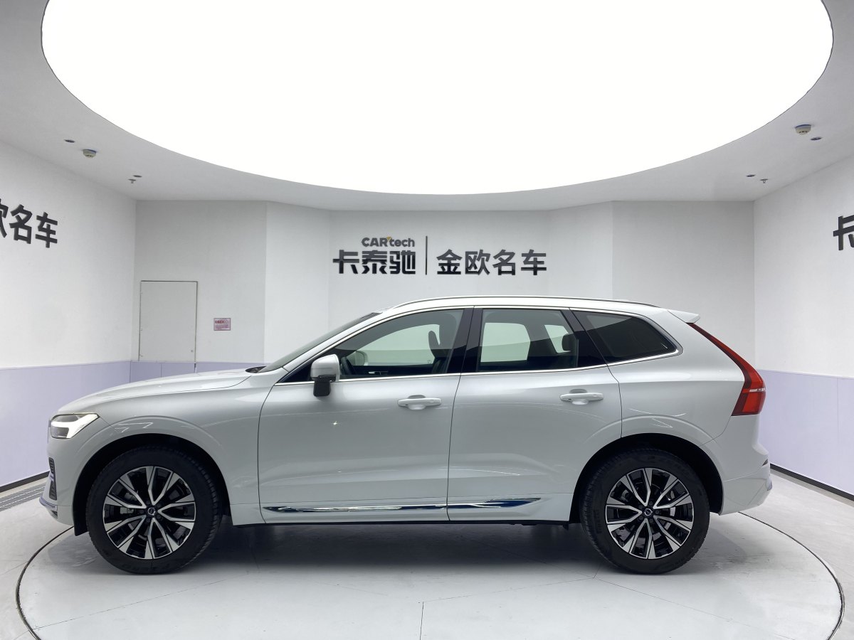 2023年7月沃爾沃 XC60  2024款 B5 四驅(qū)智遠(yuǎn)豪華版