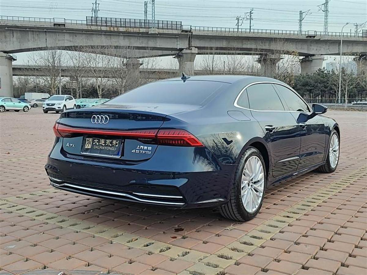 奧迪 奧迪A7L  2024款 45TFSI S-line 筑夢型 流晶套裝圖片