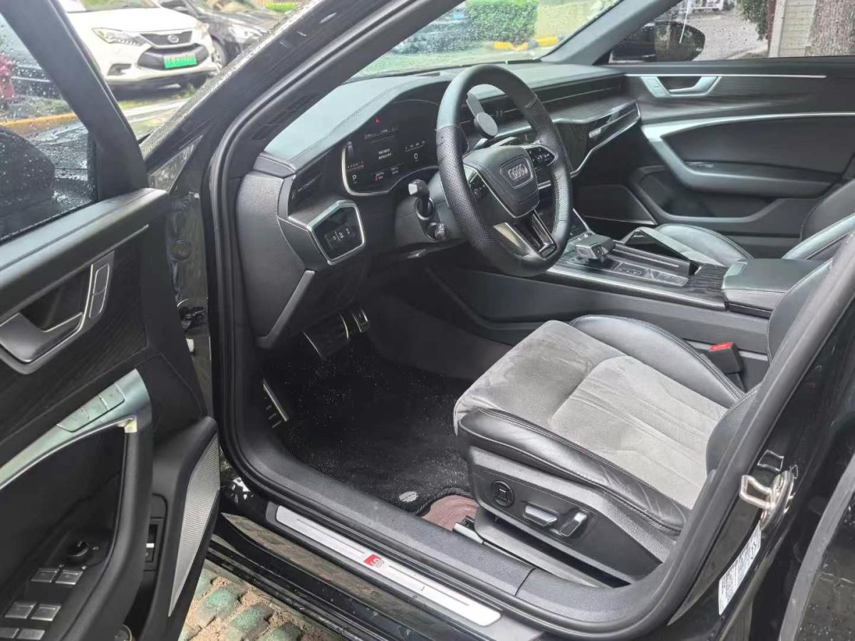 奧迪 奧迪A6L  2024款 40 TFSI 豪華動感型圖片