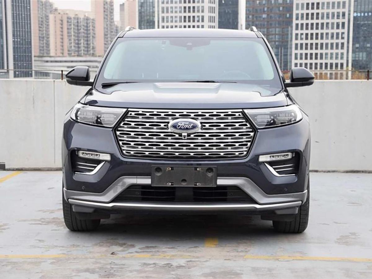 福特 探險(xiǎn)者  2023款 EcoBoost 285 四驅(qū)鈦金版 7座圖片