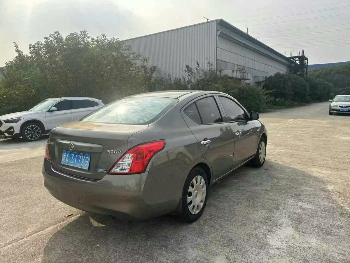 日產(chǎn) 陽(yáng)光  2012款 1.4TSI DSG圖片