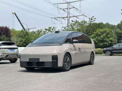 2024年4月  理想汽車 理想MEGA 2024款 Ultra 圖片