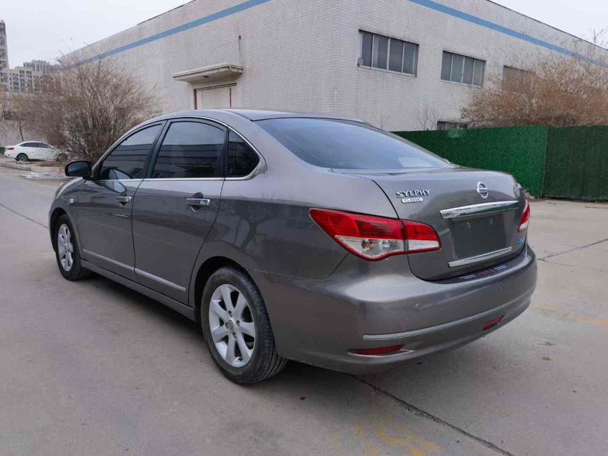 日產(chǎn) 軒逸  2009款 2.0XL CVT豪華版圖片