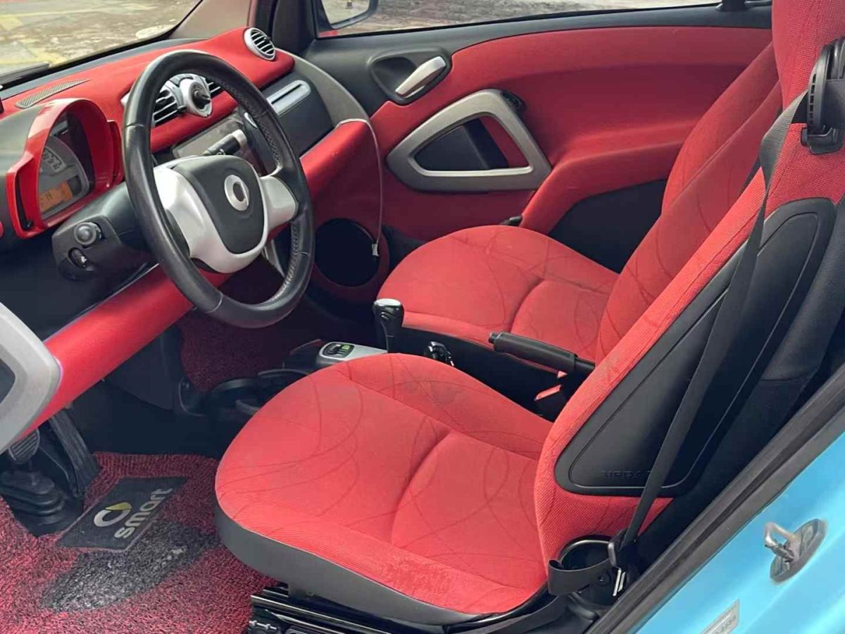 啟辰 R50  2013款 1.6L 北斗導(dǎo)航版圖片