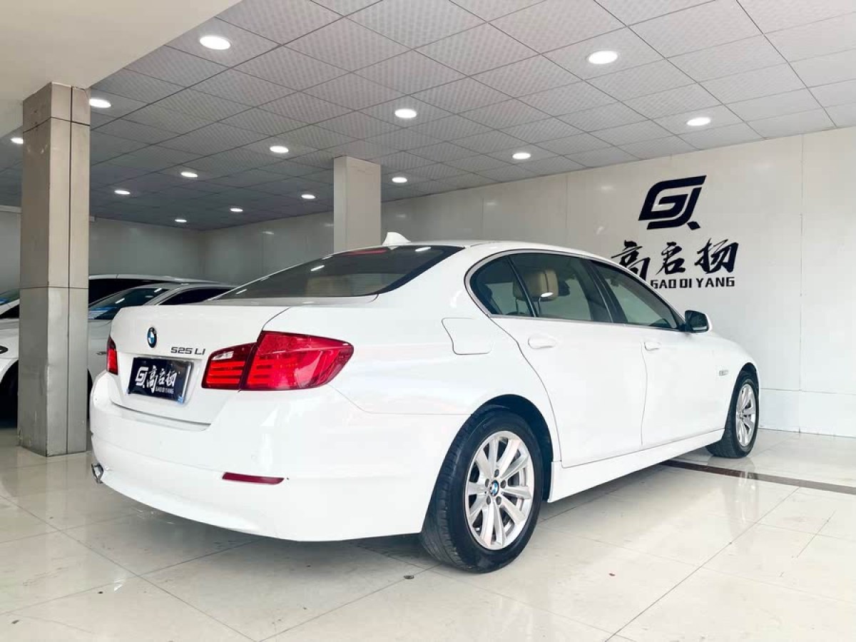 寶馬 寶馬5系  2013款 525Li 領(lǐng)先型圖片