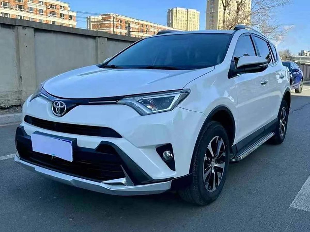 豐田 RAV4榮放  2016款 2.0L CVT兩驅(qū)風(fēng)尚版圖片