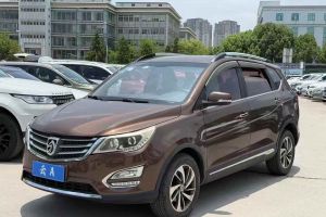 560 寶駿 1.5T DCT尊享型