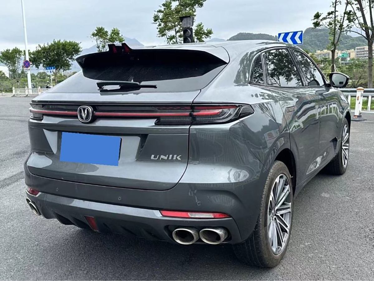 長(zhǎng)安 長(zhǎng)安UNI-K  2021款 2.0T 尊貴型圖片