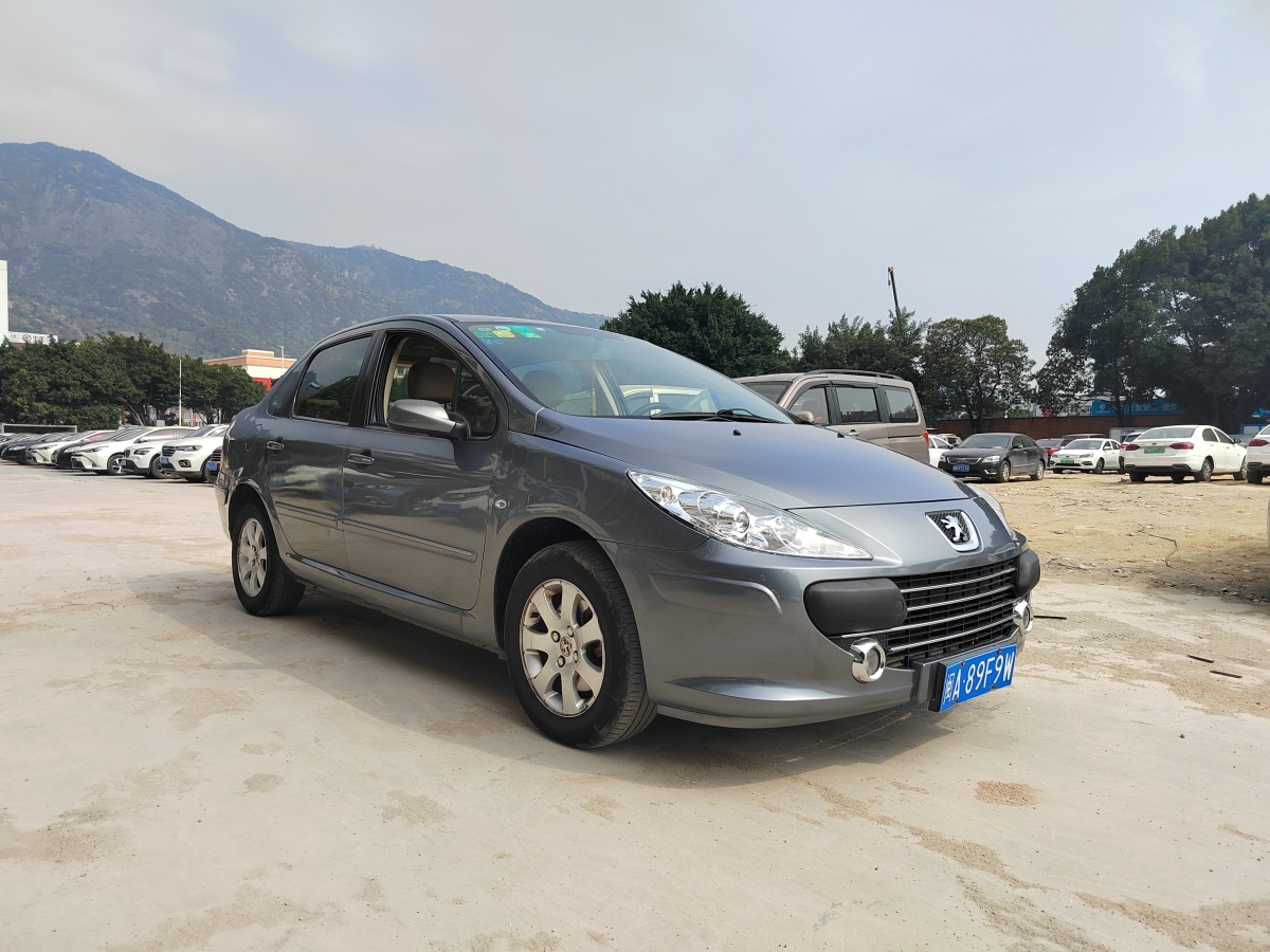 標(biāo)致 307  2010款 三廂 1.6L 自動舒適版圖片