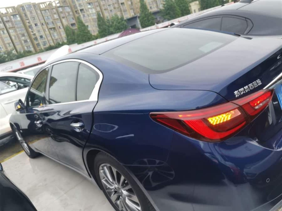 英菲尼迪 Q50L  2018款  2.0T 逸享版 國(guó)VI圖片